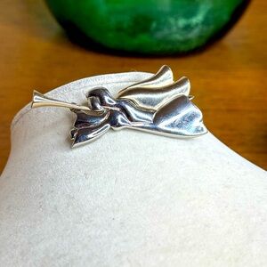 Vintage Silver Tone Angel Brooch – Trumpet Blowing Angel Pin – 3” Elegant